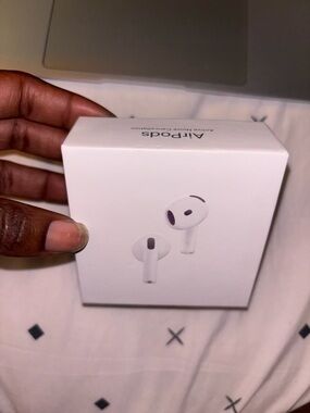 AirPod 4’s Noise Cancellation with Charging Case - True Wireless Earbuds